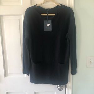 Back Tunic Sweater with Pockets
